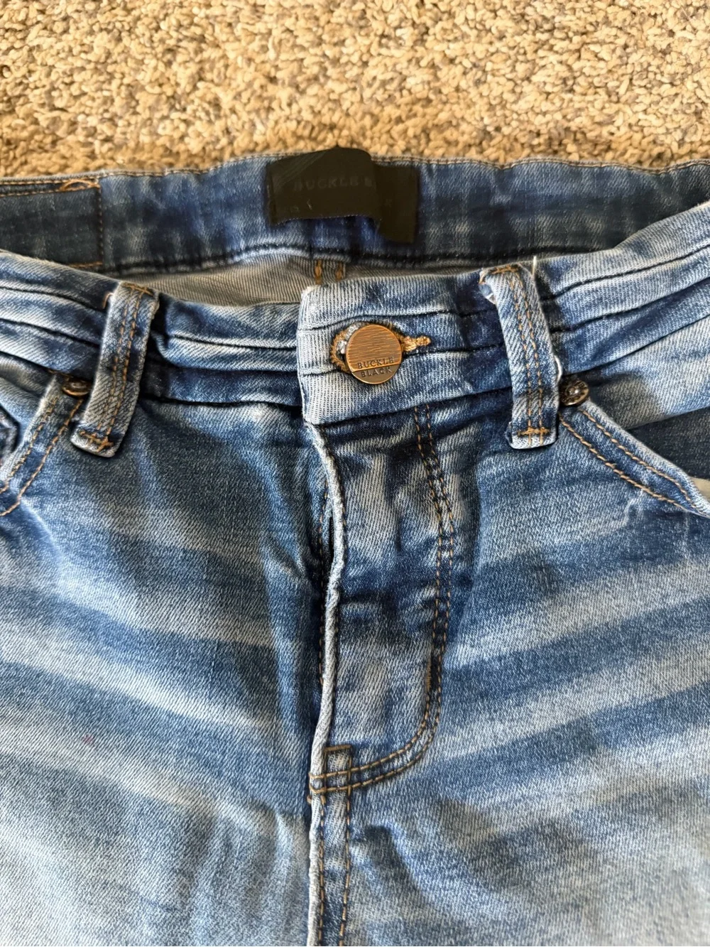Buckle black womens